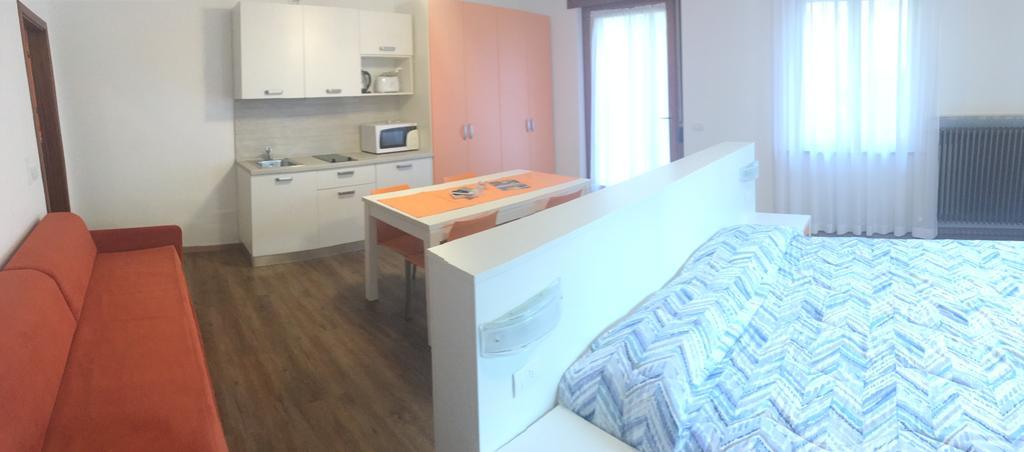 Casa Vittoria Apartman Torbole Sul Garda Kültér fotó