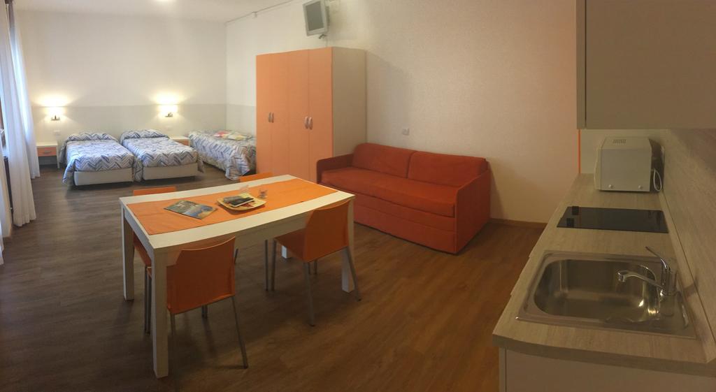 Casa Vittoria Apartman Torbole Sul Garda Kültér fotó
